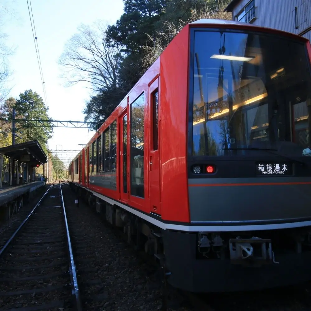 Tçti̇ Kent İçi̇ Rayli Si̇stem Araçlari Elektri̇k-Elektroni̇k Bakim Onarimcisi Eği̇ti̇mi̇ Uzmanlık Eğitimi