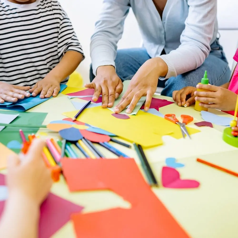 ÇOCUK VE ERGEN ODAKLI TERAPİ EĞİTİMİ